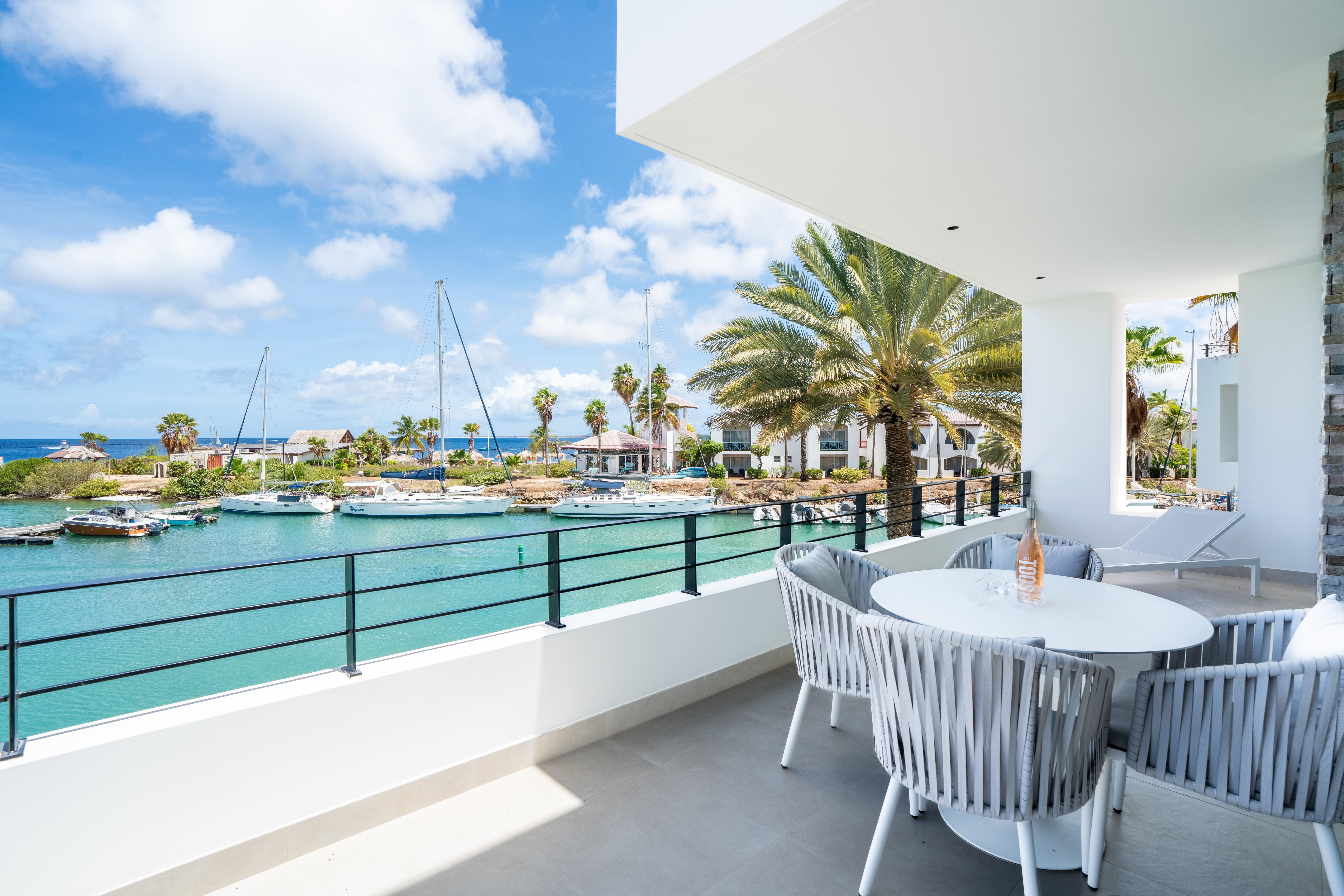 Van Der Valk Plaza Beach & Dive Resort Bonaire Кралендейк Экстерьер фото