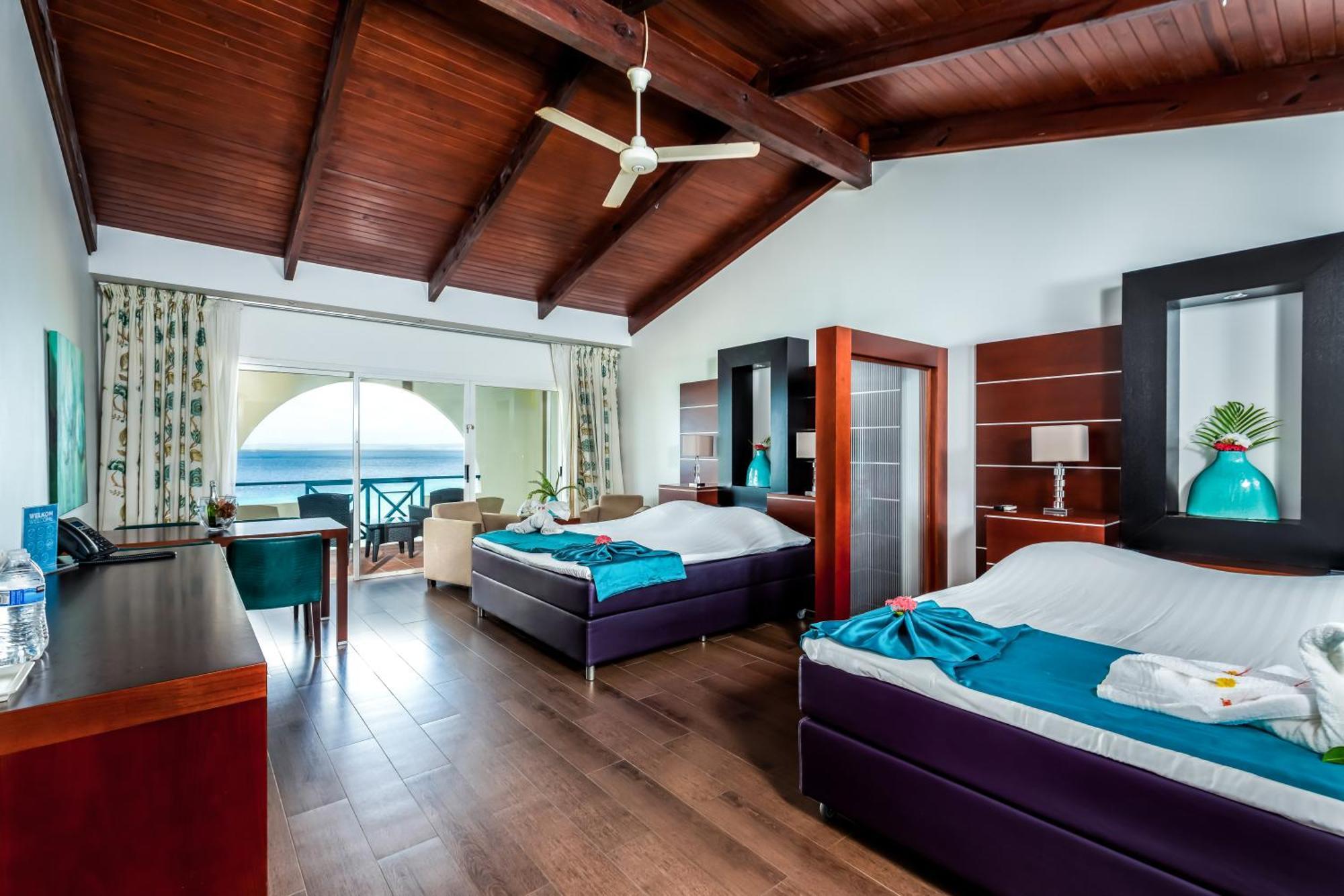 Van Der Valk Plaza Beach & Dive Resort Bonaire Кралендейк Номер фото